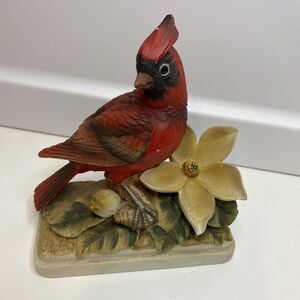 Lefton  Cardinal Figurine KW864 Japan Handpainted China Collectible Picturesque